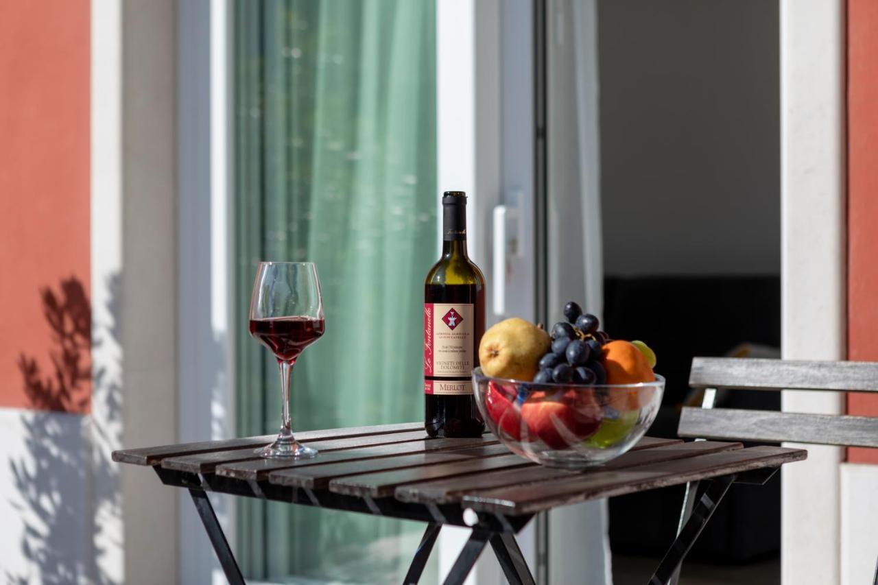 Residenza Ai Ferrari Apartment Riva del Garda Luaran gambar