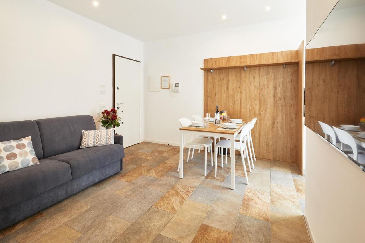 Residenza Ai Ferrari Apartment Riva del Garda Luaran gambar