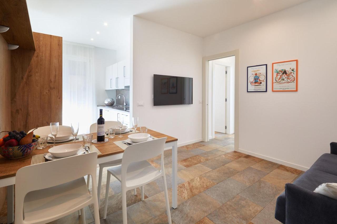 Residenza Ai Ferrari Apartment Riva del Garda Luaran gambar