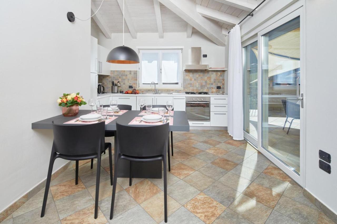 Residenza Ai Ferrari Apartment Riva del Garda Luaran gambar